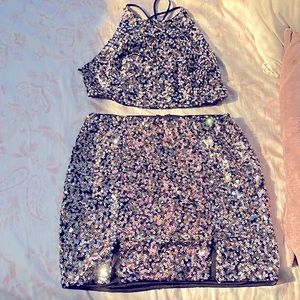 Sequence two piece set